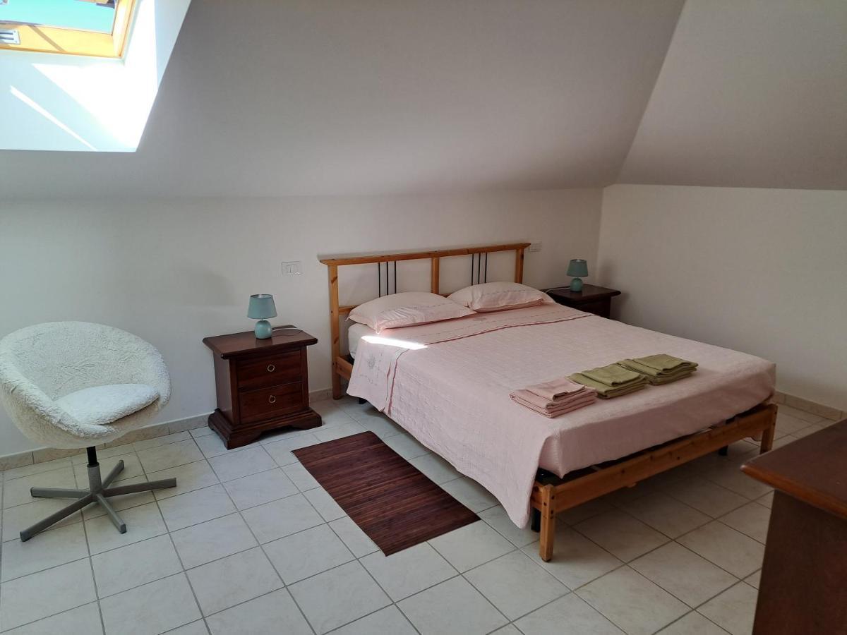 Apartmán Mansarda Di Grazy Citta Sant'Angelo Exteriér fotografie